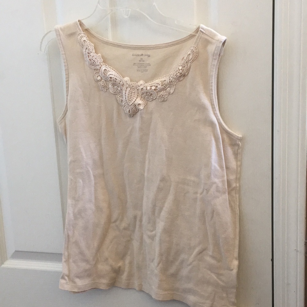 FINAL MARKDOWN Ladies white stag tank medium